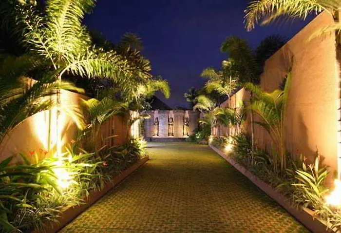 The Bli Bli & * Seminyak (Bali)