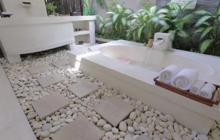 The Bli Bli & Villa